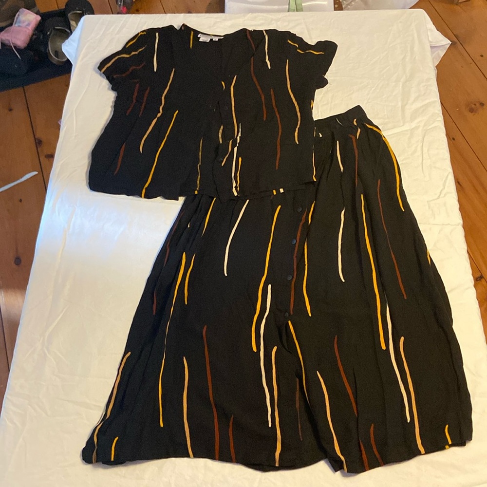 Vintage Beverly rose two piece button up skirt set